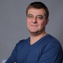 team-image